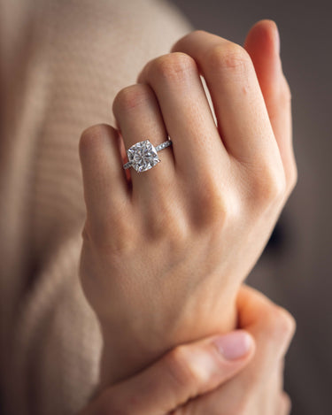 VICTORIA ROLLING ENGAGEMENT RING – Ashley Zhang Jewelry